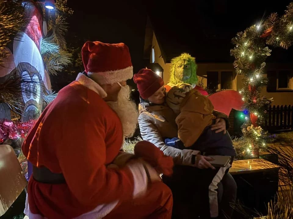 Święty Mikołaj przyjechał maluchem
