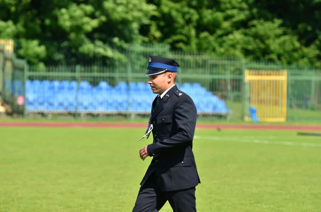 Drużyny z OSP Cielcza bezkonkurencyjne podczas gminnych zawodów w Jarocinie — zdjęcie 4 z 166