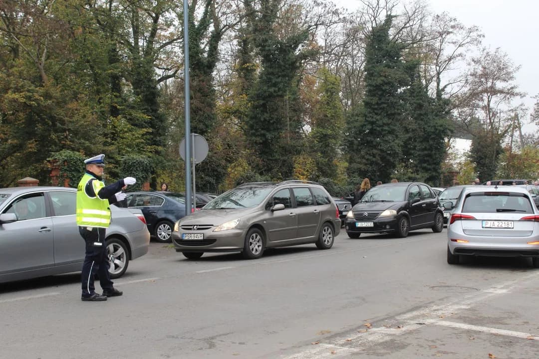 Zmiany w organizacji ruchu w okolicy jarocińskich cmentarzy