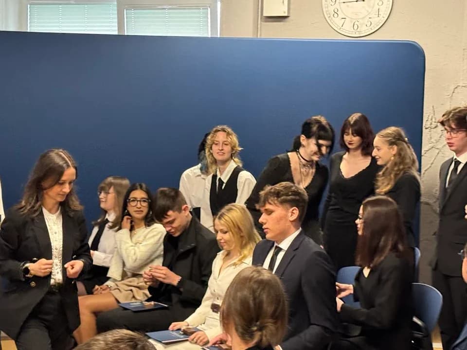 Maturzyści zakończyli naukę w szkołach powiatu jarocińskiego — zdjęcie 6 z 6