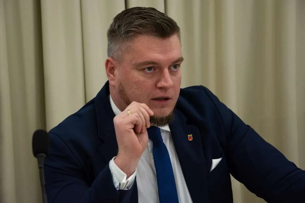 Radny Tomasz Radomski