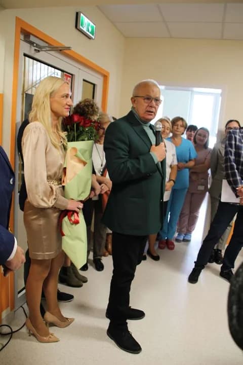 Otwarcie nowego oddziału dziecięcego w Jarocinie — zdjęcie 6 z 41