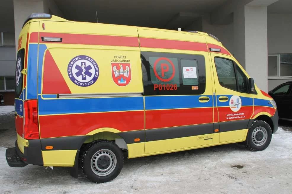 Nowa karetka dla jarocińskiego szpitala — zdjęcie 2 z 5