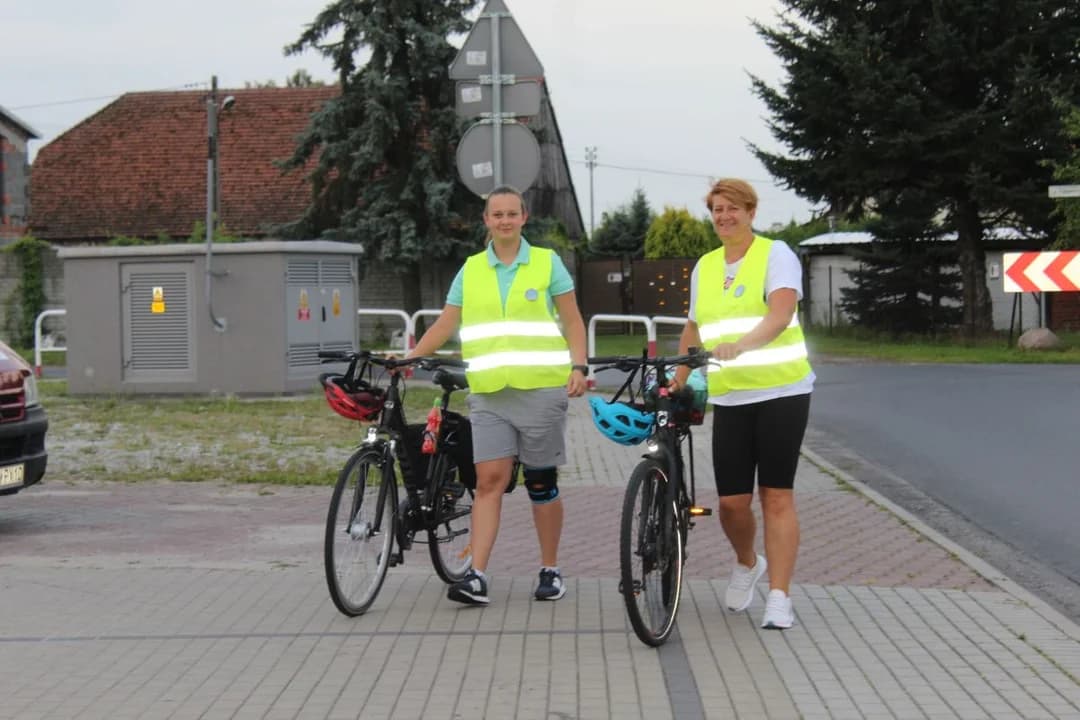 Grupa rowerowa z Jarocina jest już w drodze na Jasną Górę [ZDJECIA] — zdjęcie 3 z 77