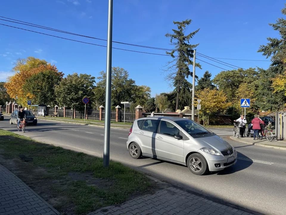 Zmiana organizacji ruchu w okolicy jarocińskich cmentarzy — zdjęcie 6 z 8