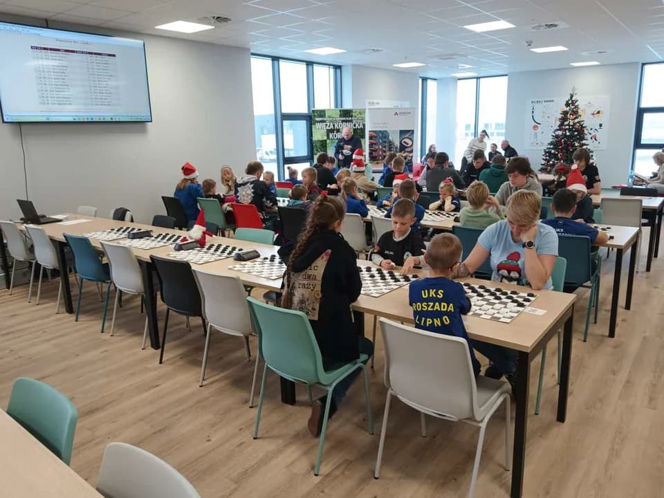 Kolejne medale dla Komorzanki — zdjęcie 2 z 7