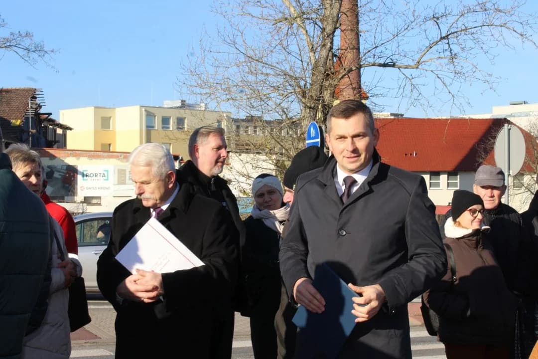Honorowi Dawcy Krwi mają swój skwer w Jarocinie — zdjęcie 5 z 58