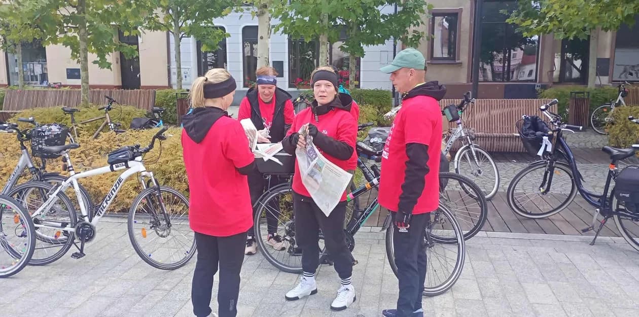 35 km na 35-lecie. Wyjątkowe urodziny „Gazety Jarocińskiej”. Niedzielne podchody z RoweLOVE Jarocin [ZDJĘCIA]