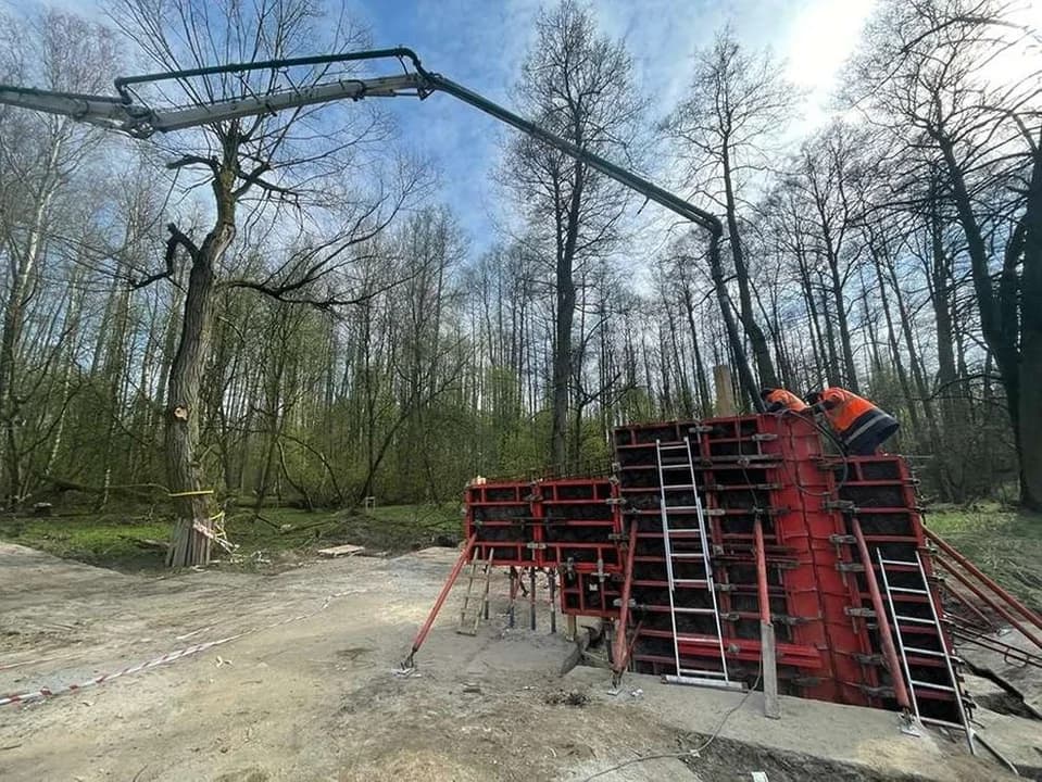 Budowa ścieżki rowerowej do młyna nad Lutynią — zdjęcie 5 z 31