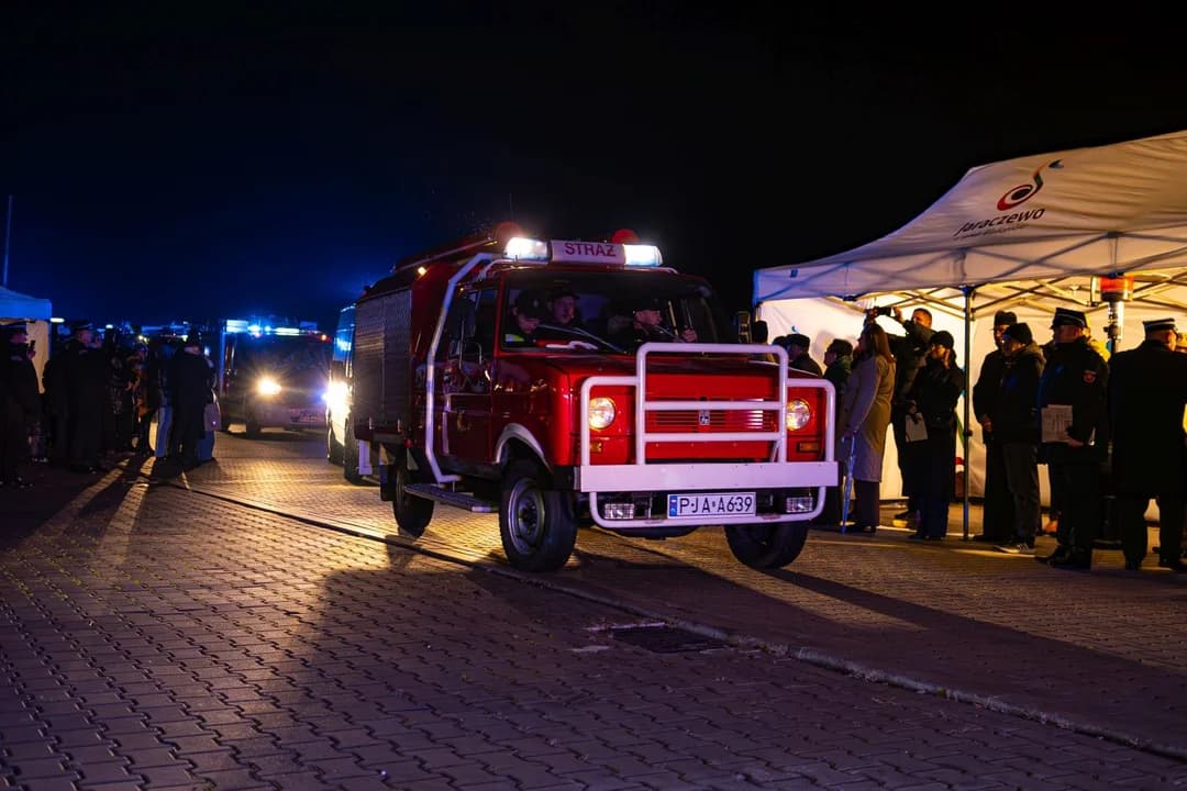Przekazanie wozu bojowego dla OSP Jaraczewo