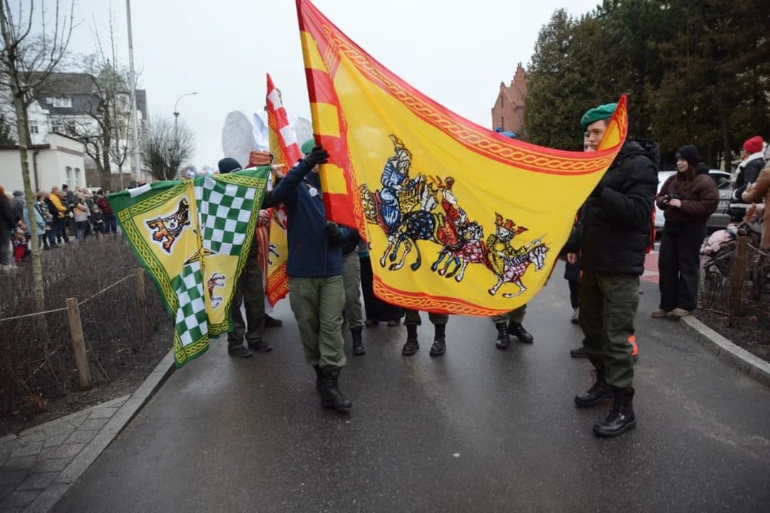 14. Jarocińskie Kolędowanie z Orszakiem Trzech Króli. Najwięcej było przedszkolaków  [ZDJĘCIA]