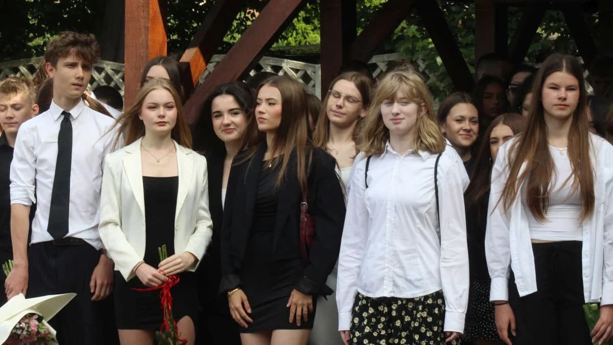 Zakończenie roku szkolnego w Liceum Ogólnokształącym nr 1 im. Tadeusza Kościuszki w Jarocinie