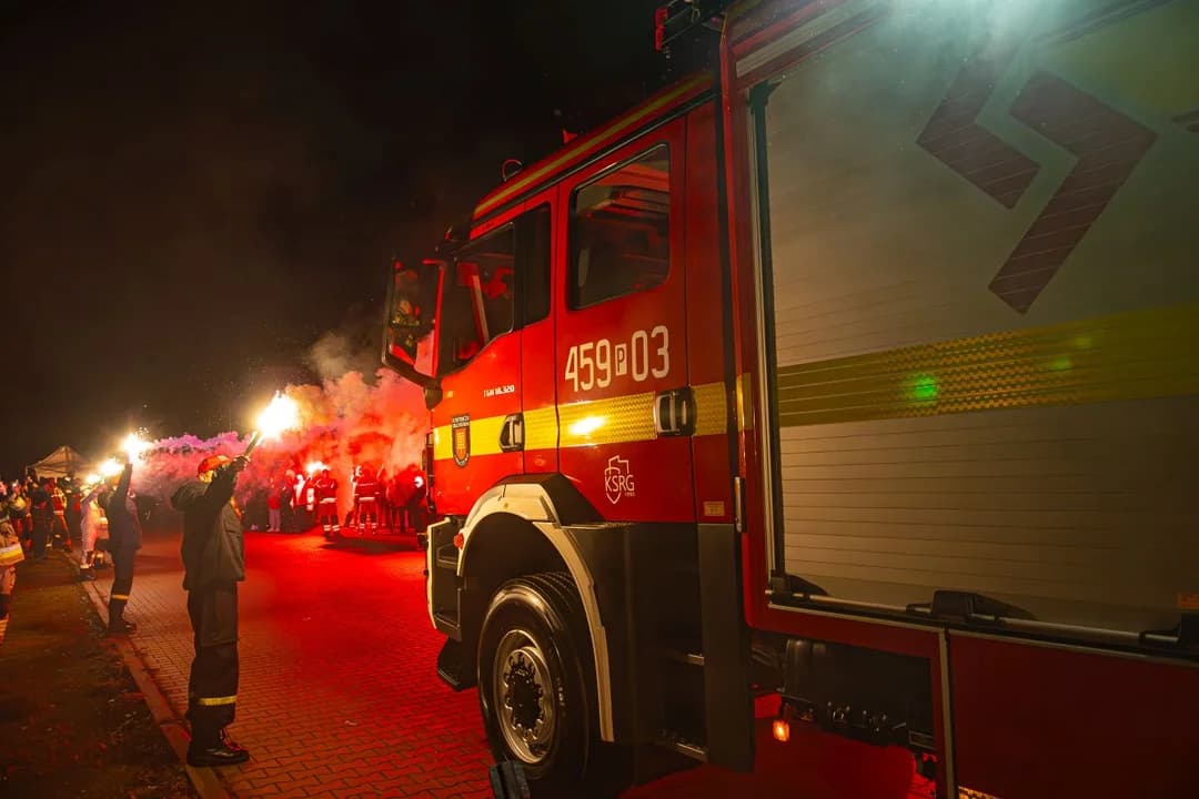 Przekazanie wozu bojowego dla OSP Jaraczewo