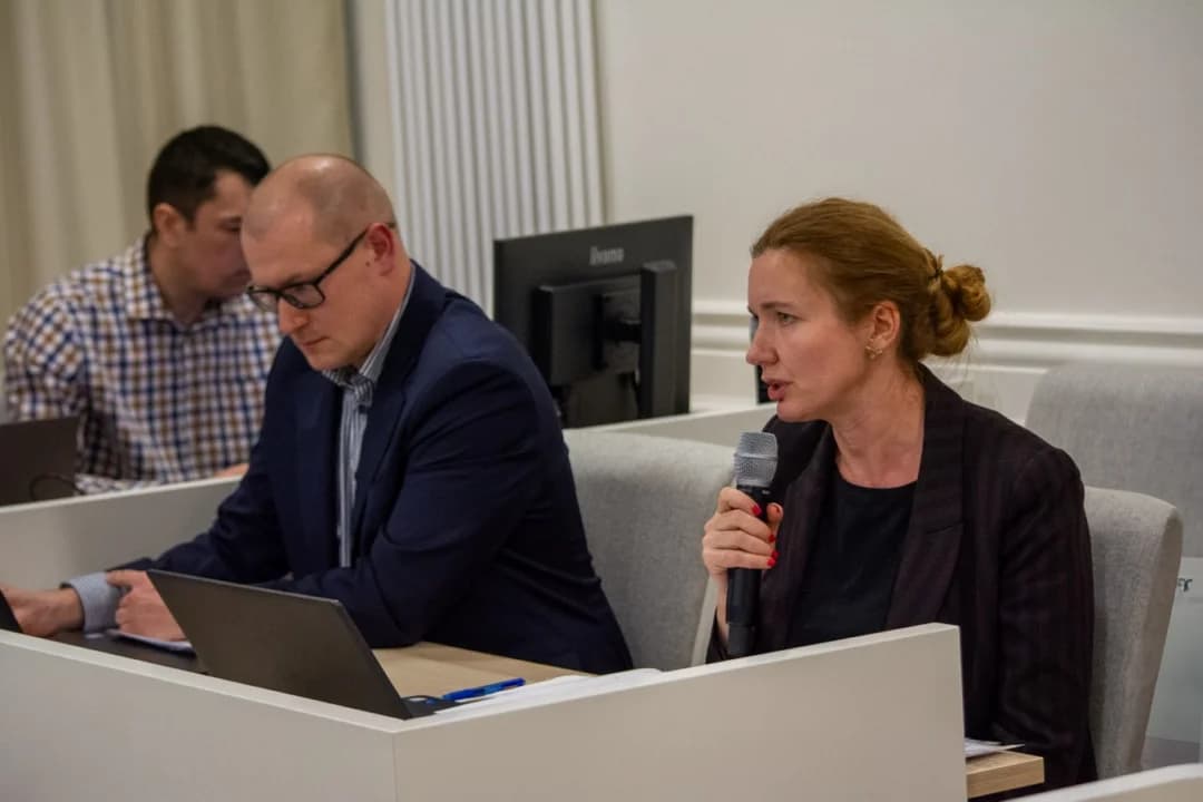 Jarocińscy radni podnieśli wynagrodzenie burmistrza. Ile będzie teraz zarabiała Urszula Wyremblewska-Korzyniewska? [ZDJĘCIA SONDA]