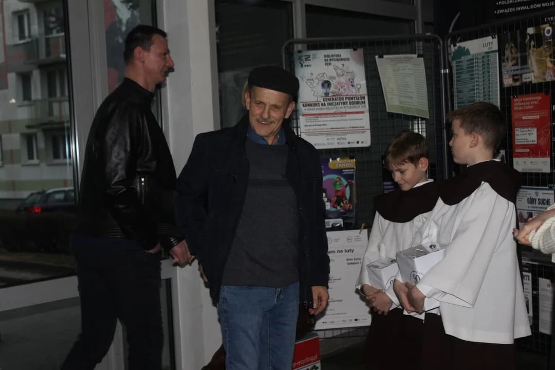 Film o o. Serafinie Niedbale miał wczoraj swoją premierę w Jarocinie — zdjęcie 2 z 50
