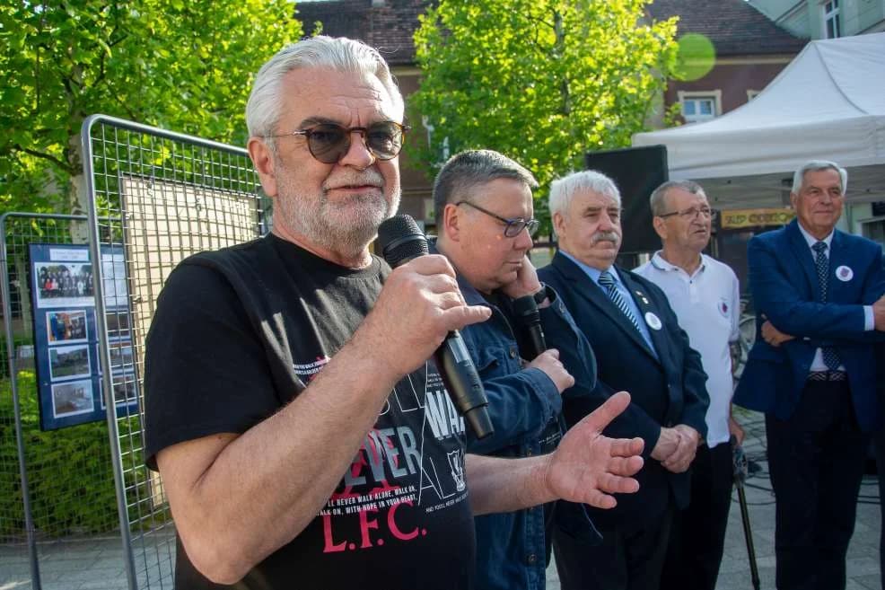 Wielkie święto na rynku - jarociński samorząd obchodzi 35. urodziny. Zobacz, kto był, a kogo zabrakło [ZDJĘCIA]