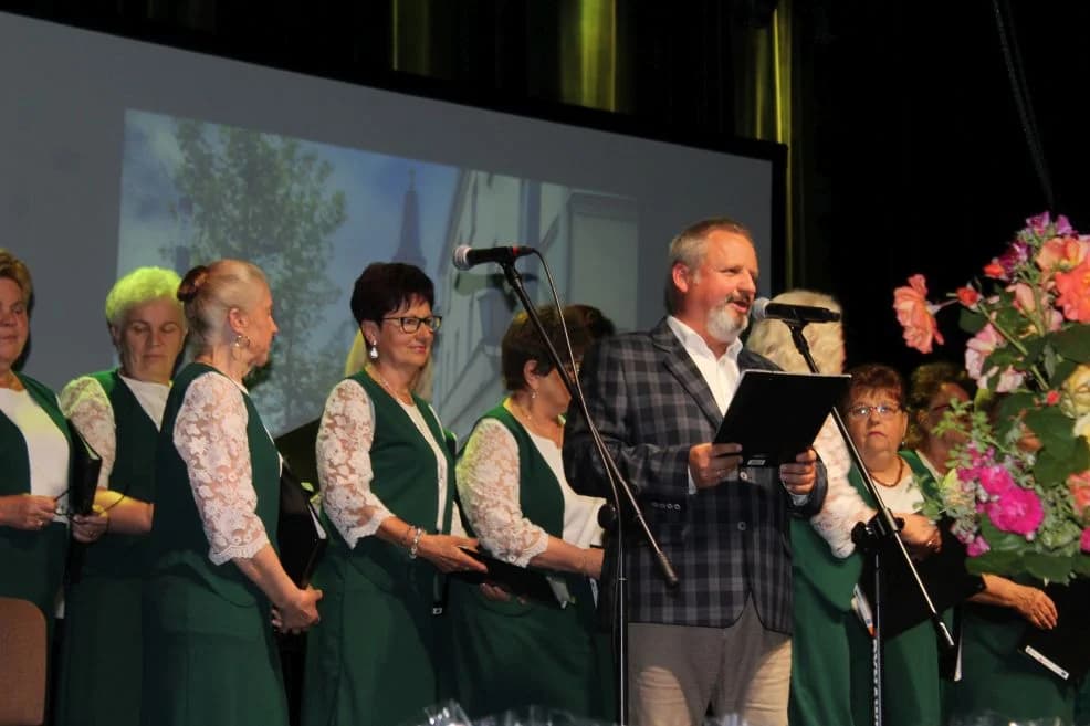 I Festiwal Piosenek o Jarocinie w Jarocińskim Ośrodku Kultury — zdjęcie 2 z 177