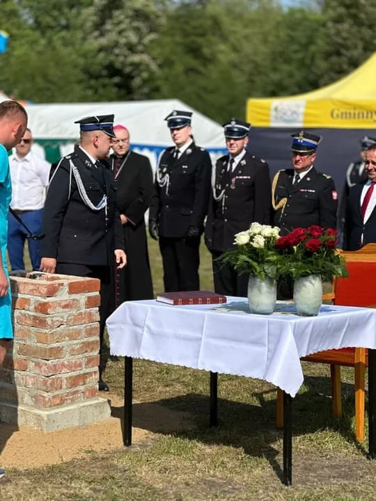 OSP Boguszyn będzie miało nową remizę. W Dniu Strażaka wmurowano kamień węgielny [ZDJĘCIA, WIDEO]