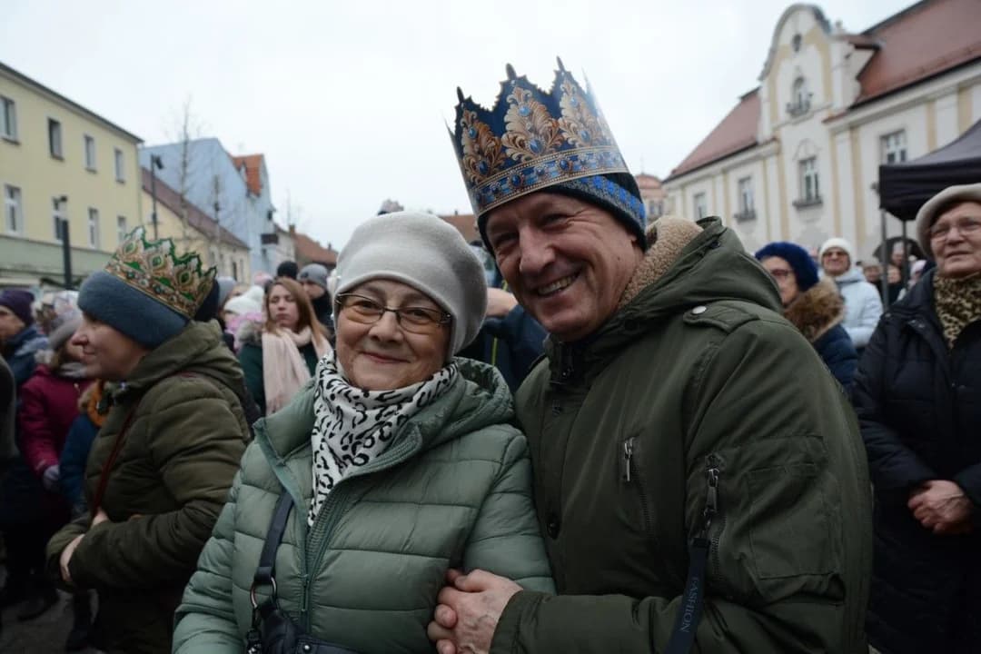 14. Jarocińskie Kolędowanie z Orszakiem Trzech Króli. Najwięcej było przedszkolaków  [ZDJĘCIA]