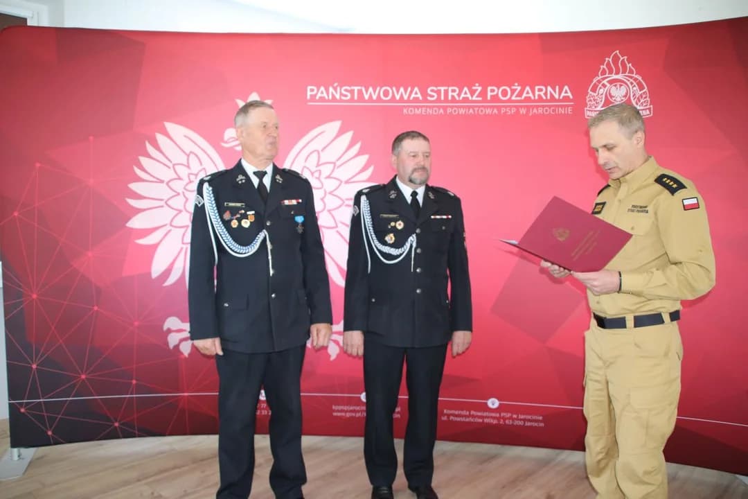 Uroczysty apel w Komendzie Powiatowej PSP w Jarocinie