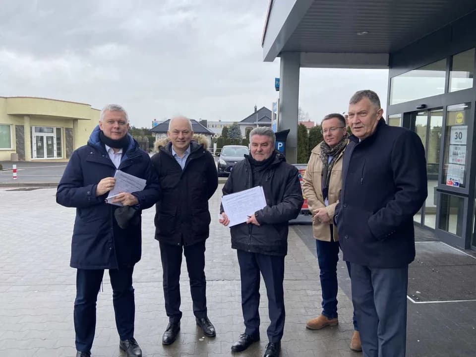 Wizyta posłów KO PO w Jarocinie: Chcemy żeby nasz program wychodził z takich właśnie spotkań [FOTO, WIDEO]
