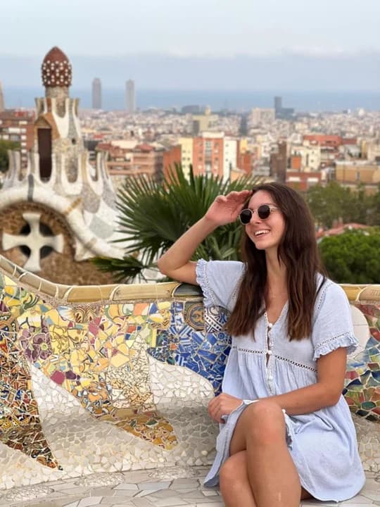 Ewelina Łuksza w parku Guell w Barcelonie