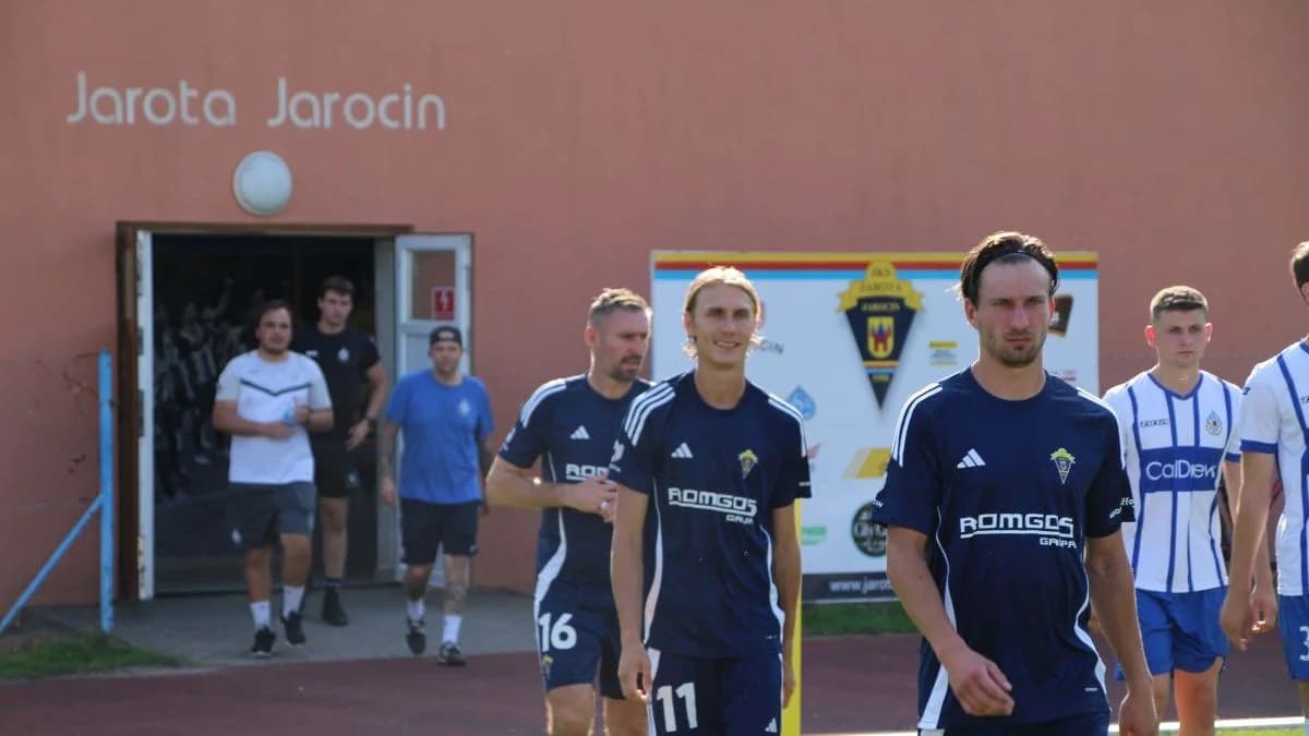 Udana inauguracja V ligi w wykonaniu Jaroty Jarocin [ZDJĘCIA] — zdjęcie 3 z 36