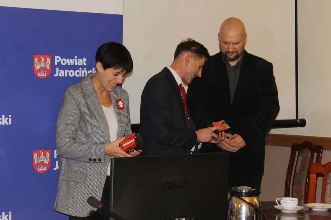 Spotkanie kombatantów w Jarocinie. Wręczyli medale i przekazali kasety do muzeów [ZDJĘCIA] — zdjęcie 6 z 67