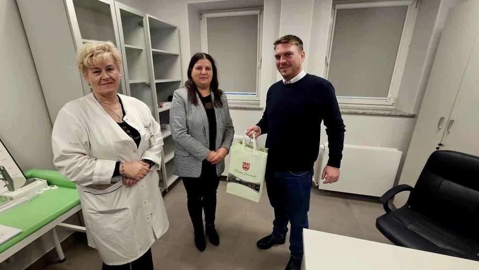 Gabinet lekarza rodzinnego w jarocińskim szpitalu. Zapisy pacjentów [ZDJĘCIA]