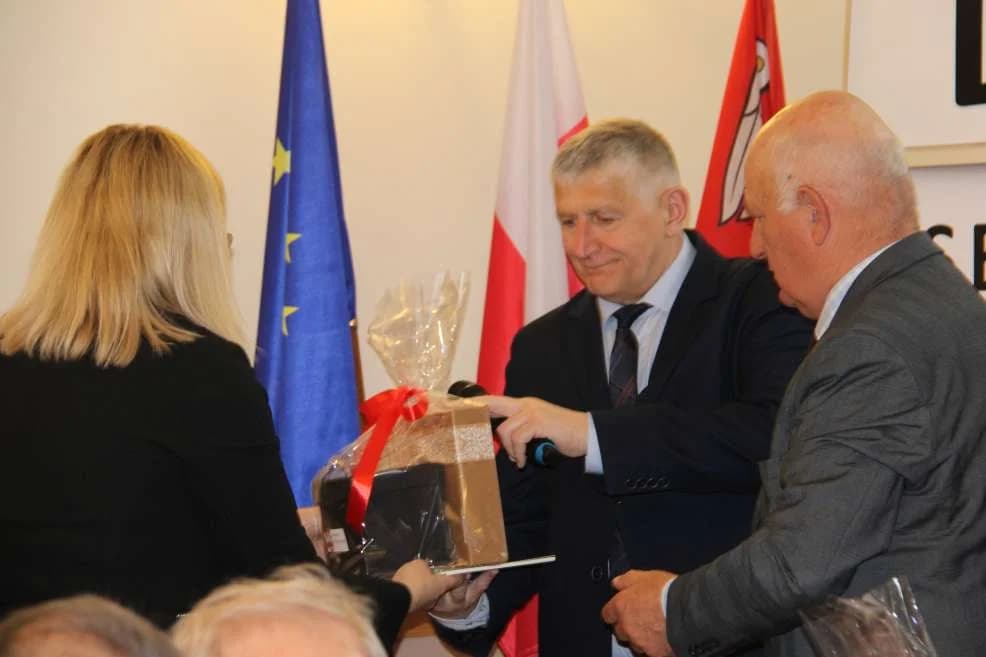 Ostatnie posiedzenie Rady Powiatu Jarocińskiego mijającej kadencji [ZDJĘCIA]