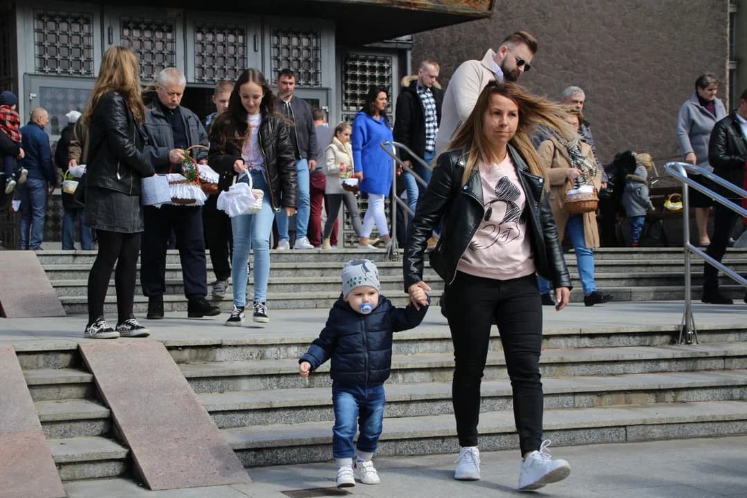 Gdzie do spowiedzi przed świętami? O której poświęcisz pokarmy w Wielką Sobotę w Jarocinie? — zdjęcie 5 z 40
