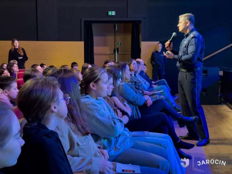 W JOK-u o bardzo ważnych sprawach dla dzieci i młodzieży. Konferencja „STOP przemocy rówieśniczej" [ZDJĘCIA]