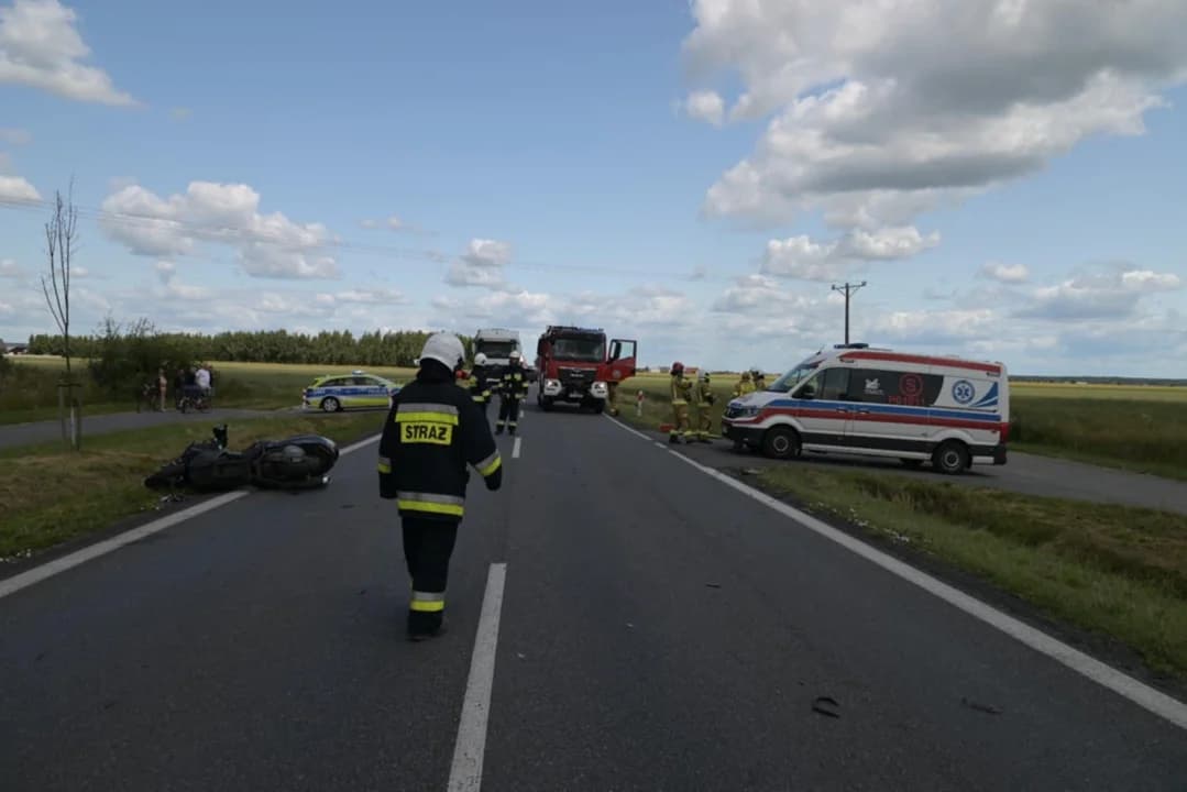 Zderzenie motocyklisty i auta osobowego w Jaraczewie