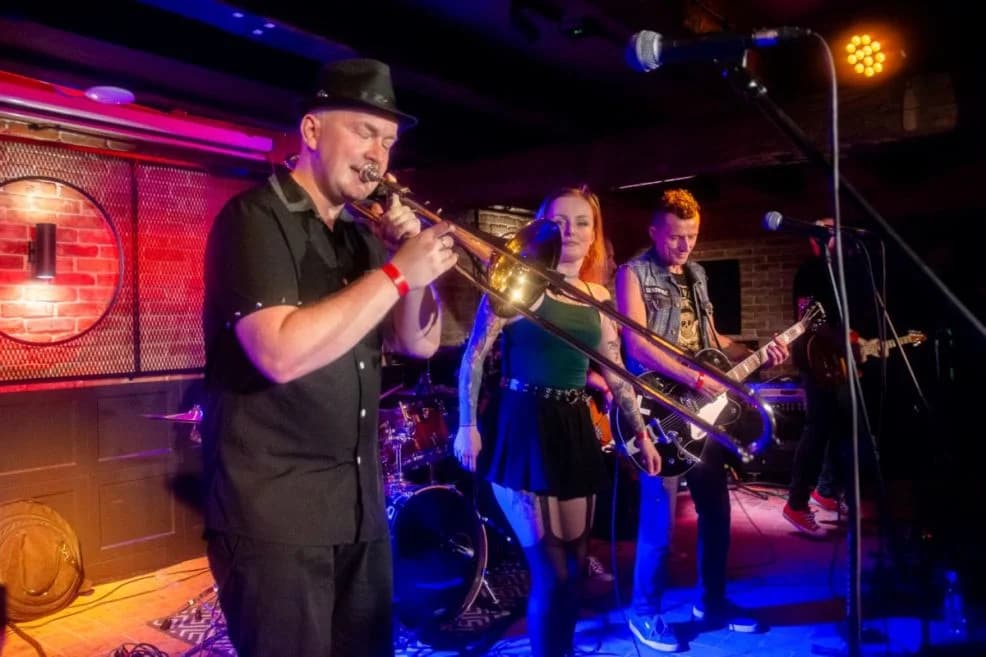 Ciężkie, gitarowe riffy na scenie Spichlerza Jarocin. 20. edycja Punky Reggae Live [ZDJĘCIA]