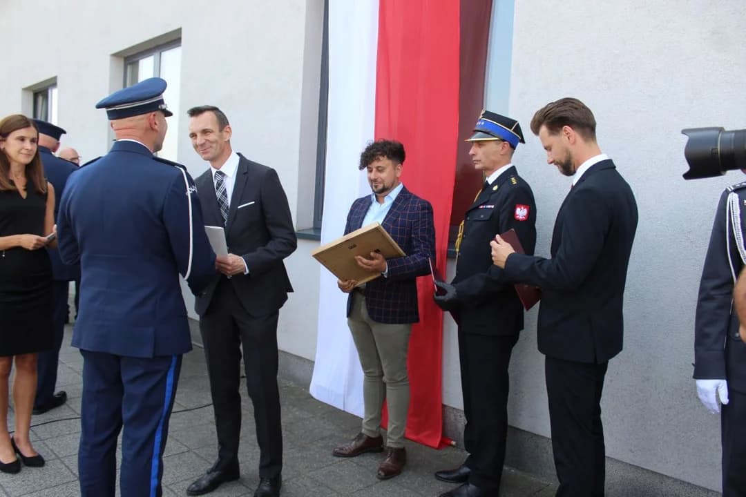Święto Policji w Jarocinie. Policjanci odebrali awanse, padła ważna zapowiedź na 2027 rok