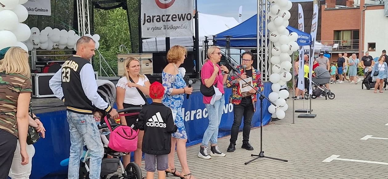 Imponująca kwota na Święcie Parówki dla Laury Urbaniak z Jaraczewa — zdjęcie 6 z 209