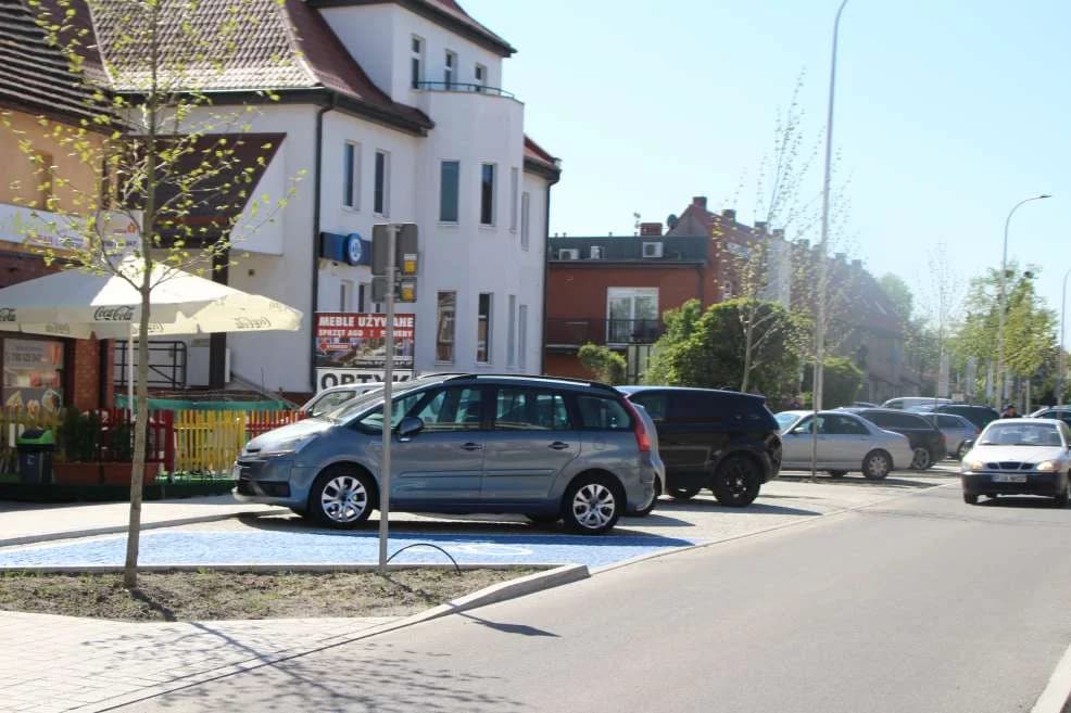 Zakończyły się prace budowlane przy rewitalizacji centrum Jarocina. Zobacz, jak teraz wygląda miasto [ZDJĘCIA]