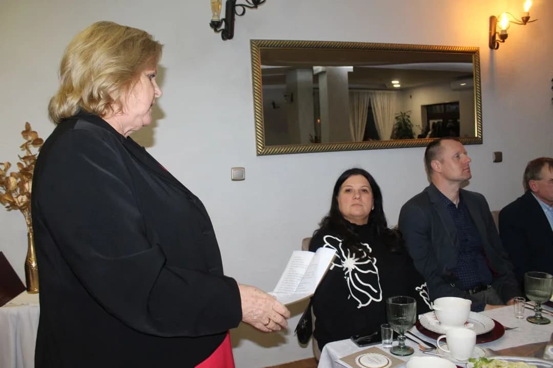Emeryci i renciści z NSZZ "Solidarność" świętowali 35-lecie działalności koła w Jarocinie [ZDJĘCIA] — zdjęcie 3 z 78
