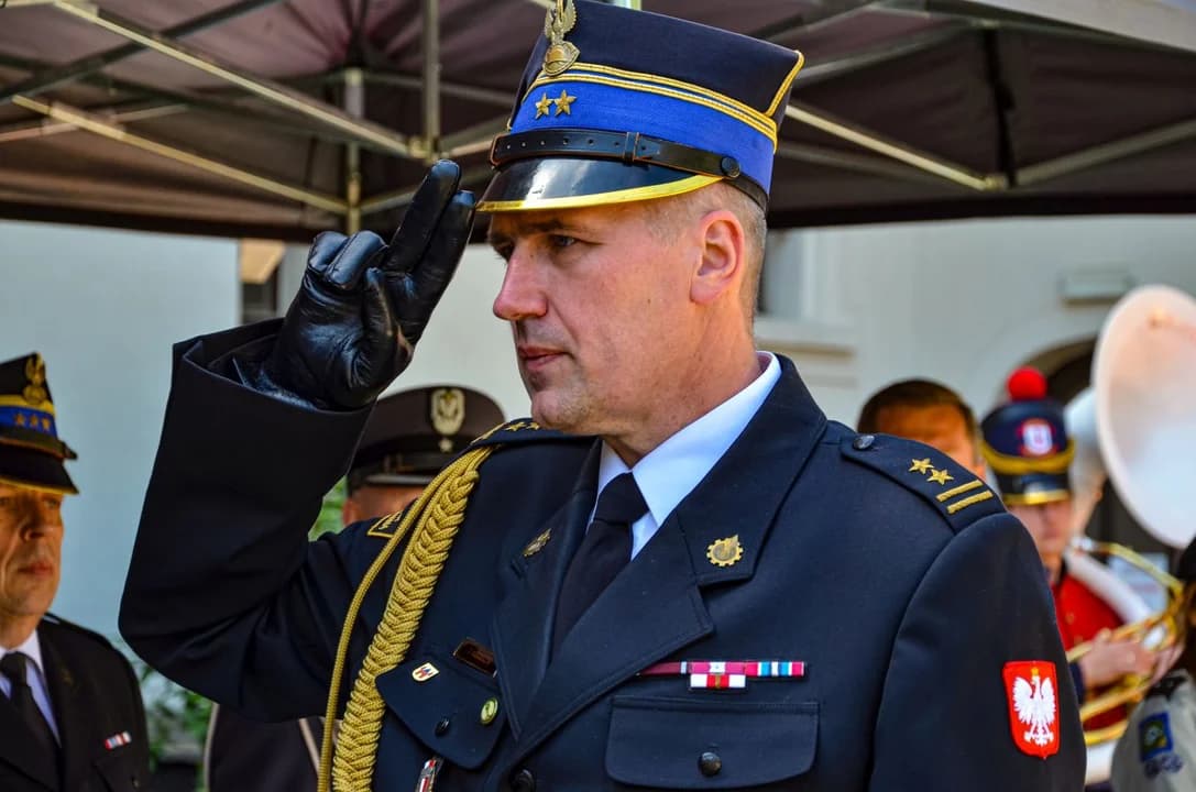 Komendant jarocińskiej straży pożarnej st. bryg. Tomasz Krawczyk odchodzi na emeryturę