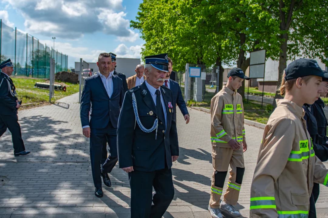 Jubileusz 95-lecia OSP Magnuszewice i gminne obchody Dnia Strażaka [ZDJĘCIA] — zdjęcie 3 z 183