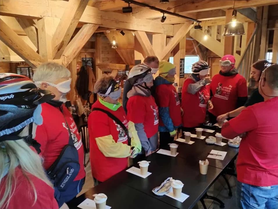 35 km na 35-lecie. Wyjątkowe urodziny „Gazety Jarocińskiej”. Niedzielne podchody z RoweLOVE Jarocin [ZDJĘCIA]