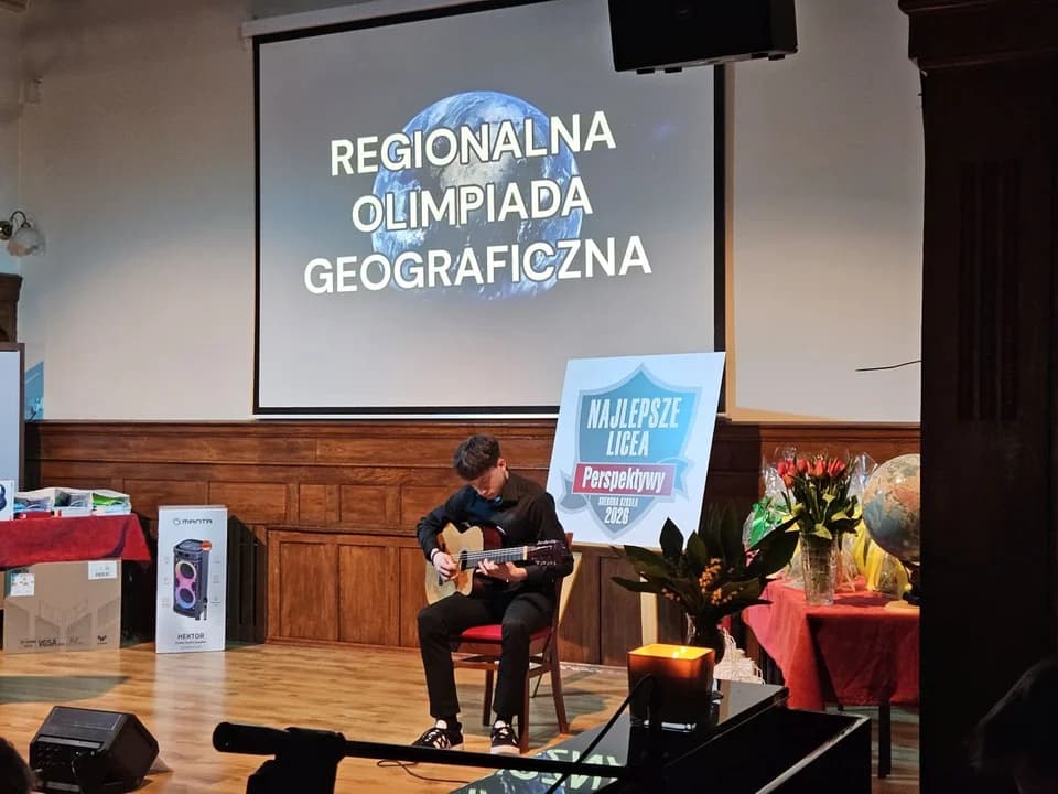 Regionalna Olimpiada Geograficzna w Jarocinie. O zwycięstwo rywalizuje 30 uczniów — zdjęcie 5 z 51