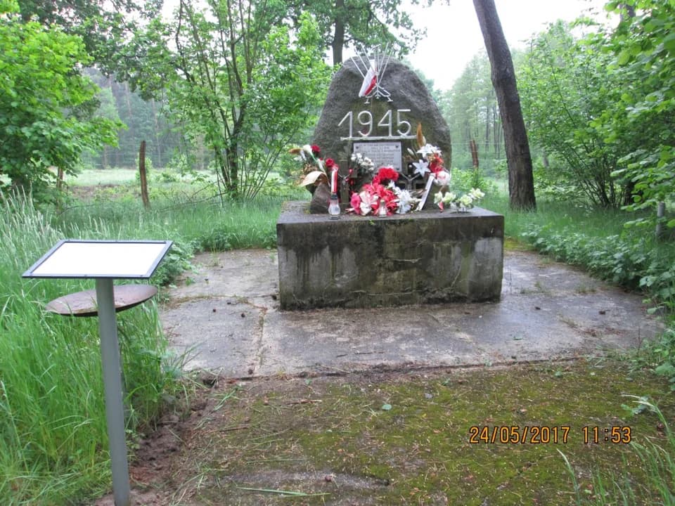 80 lat temu zginęli z rąk Niemców. Przypominamy historię z okolic Osieka [ZDJĘCIA] — zdjęcie 3 z 14
