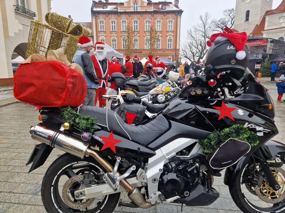 Jarocin. Mikołaje na motocyklach