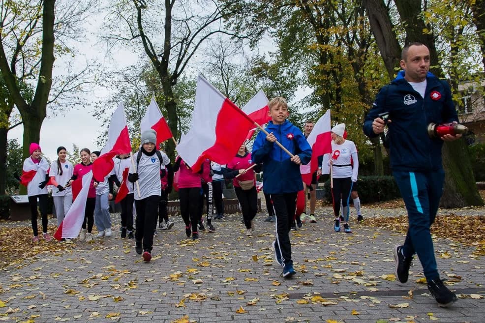 Pobiegli szlakiem pomników poświęconych bohaterom Ziemi Jarocińskiej [ZDJĘCIA]