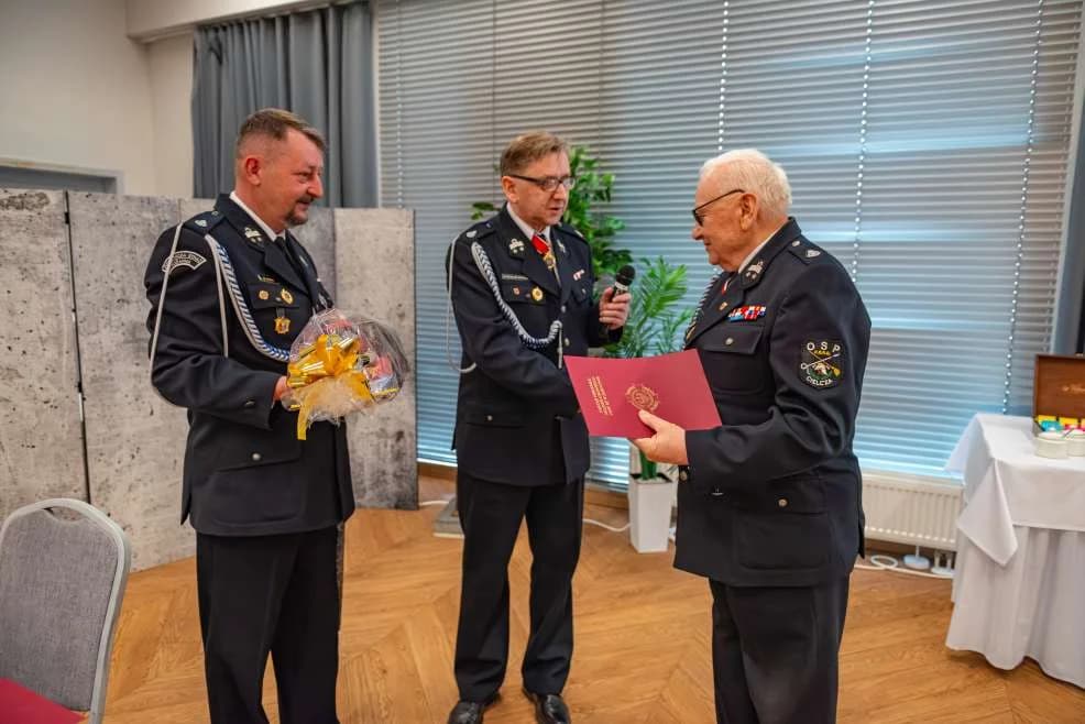 Wybierają się raz na pięć lat. Strażacy ochotnicy mają nowe władze. Kto został prezesem, a kto komendantem gminnym? [ZDJĘCIA]