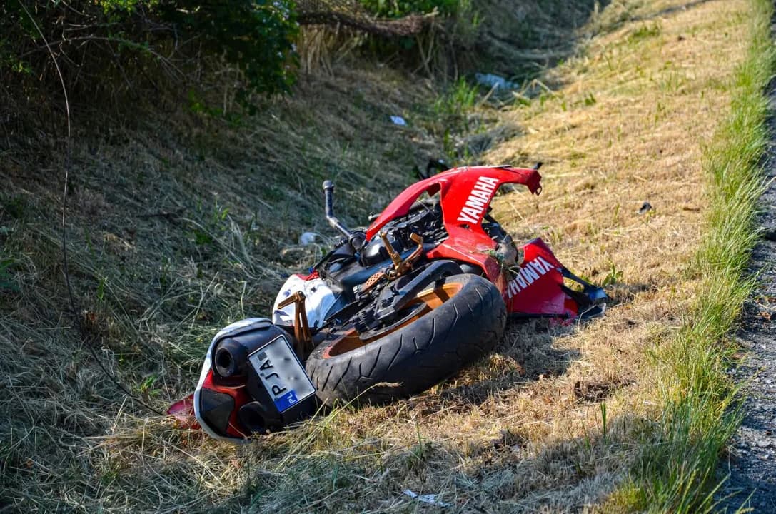 Tragiczny początek długiego weekendu. Nie żyje motocyklista [ZDJĘCIA, AKTUALIZACJA]