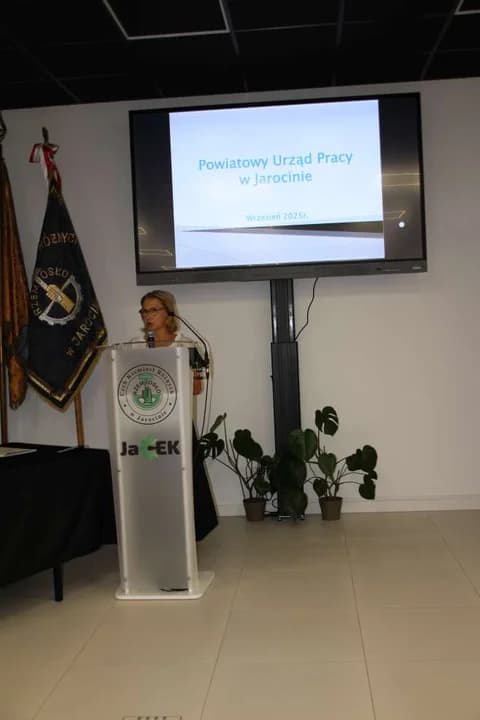 W Jarocinie odbyła się uroczysta ceremonia Wyzwolin Czeladniczych, czyli przejścia z ucznia na czeladnika [ZDJĘCIA, SONDA]