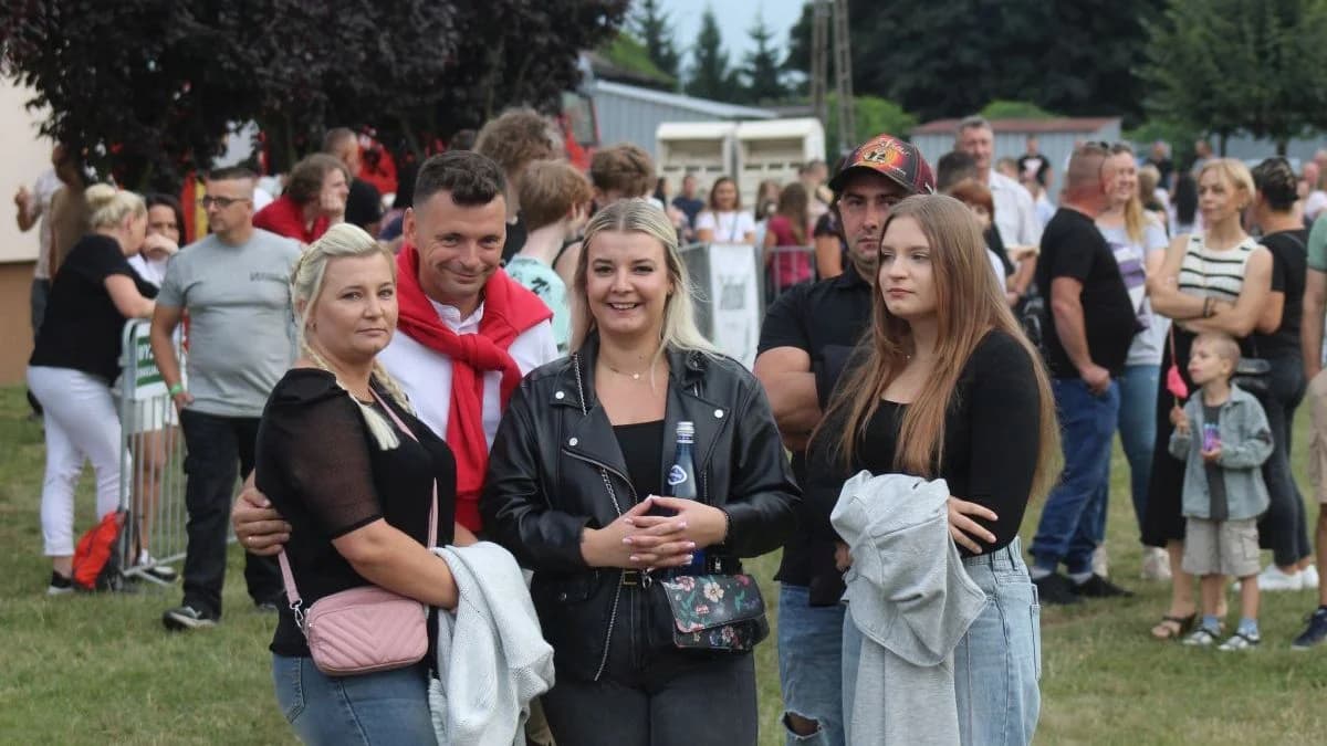 Ludzie na koncertach gwiazd podczas 12. Dnia Kotlina i Święta Pomidora