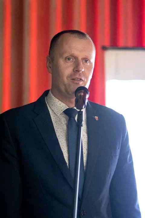 GALA Powiatu Jarocińskiego. Wybrali zasłużonych, nagrodzili sportowców i trenerów [ZDJĘCIA] — zdjęcie 5 z 72